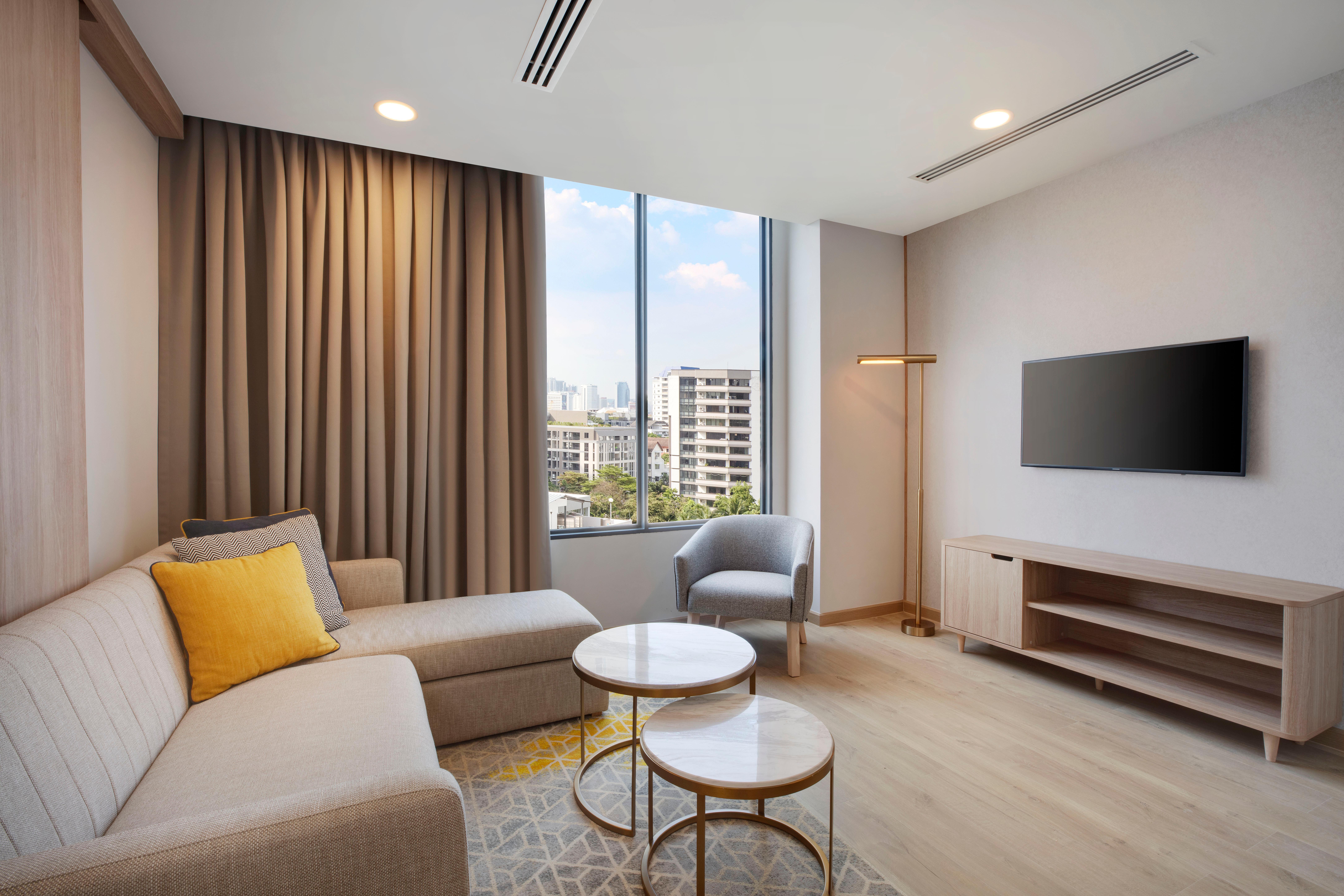 Staybridge Suites Bangkok Thonglor By Ihg Bagian luar foto