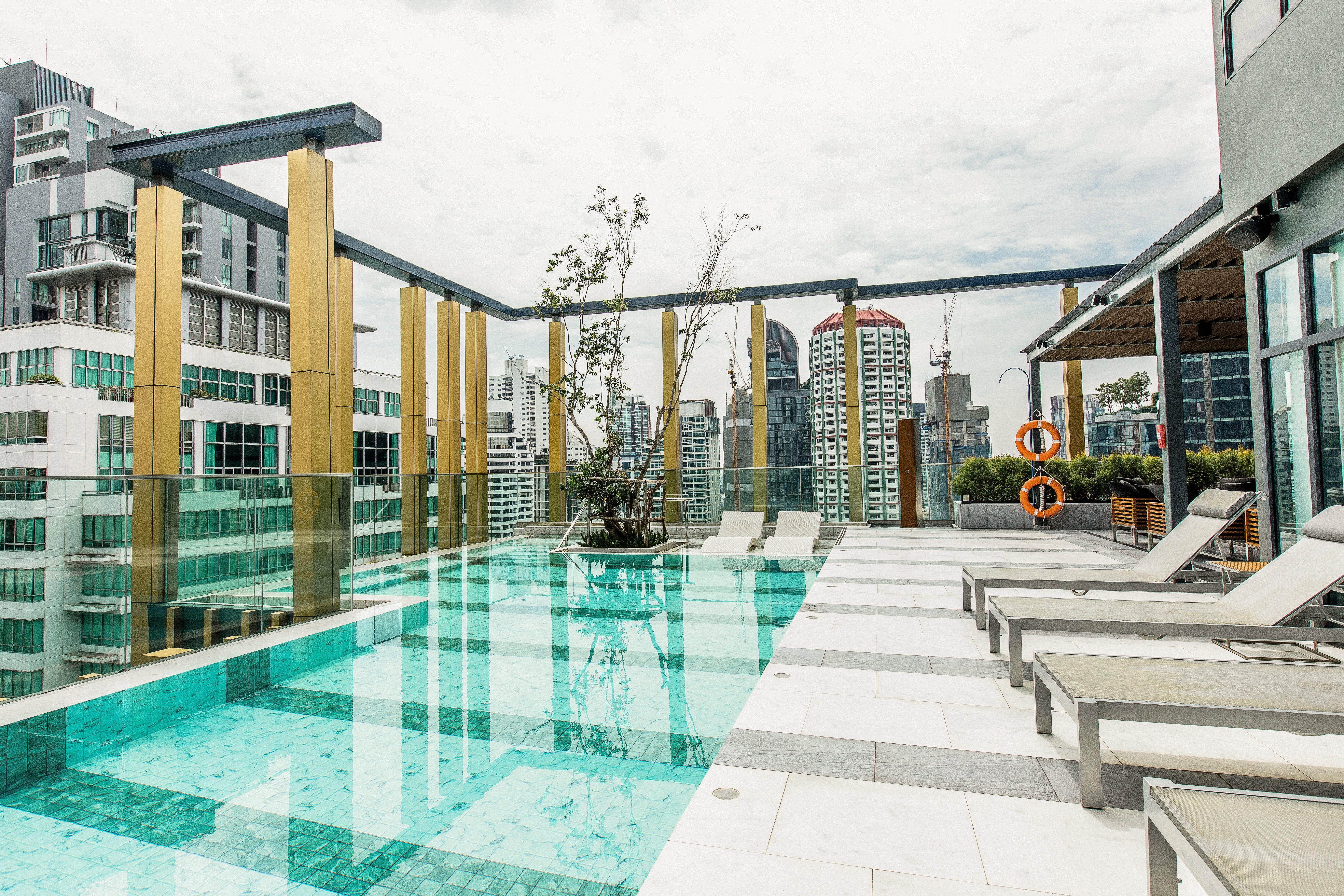Staybridge Suites Bangkok Thonglor By Ihg Bagian luar foto