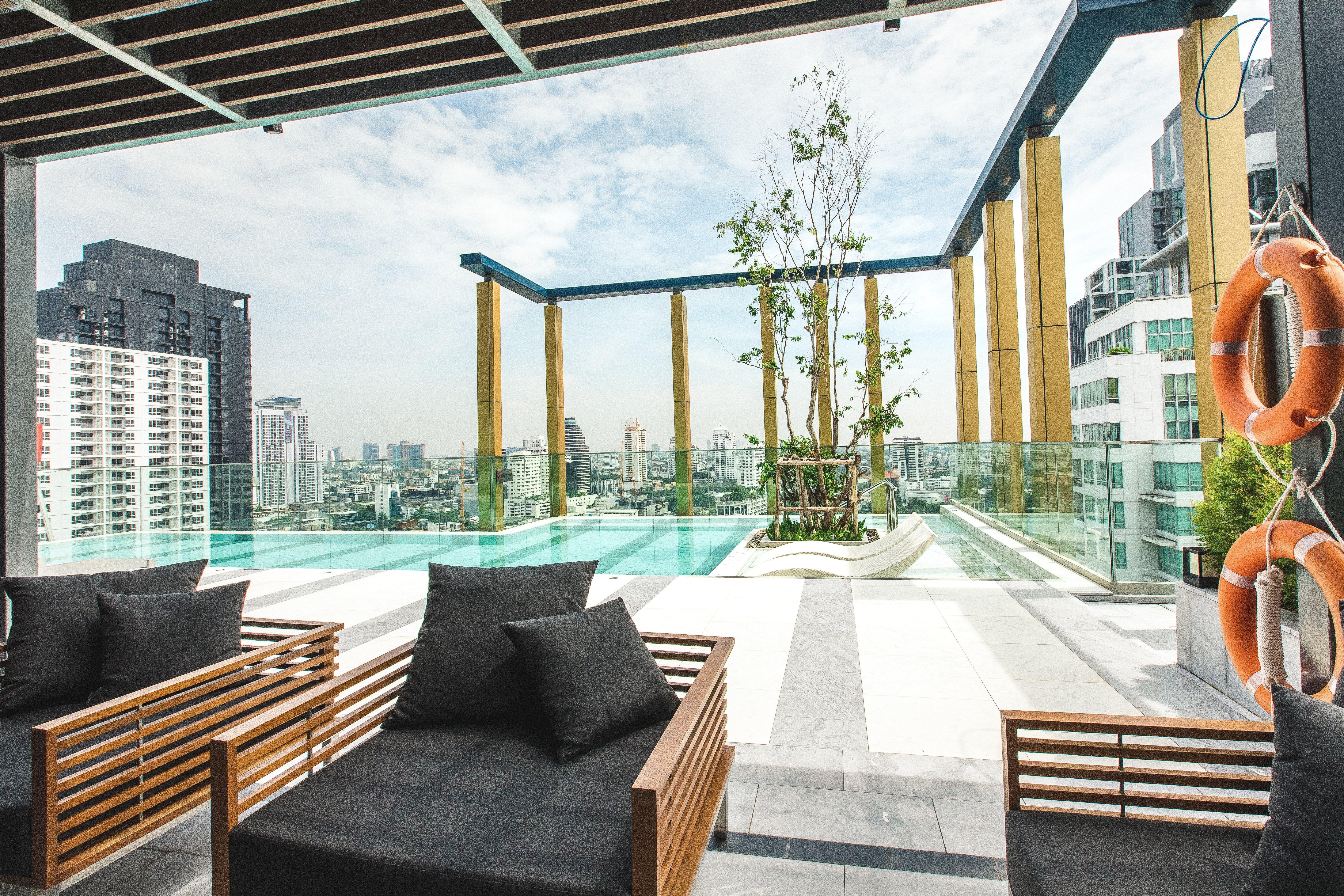 Staybridge Suites Bangkok Thonglor By Ihg Bagian luar foto