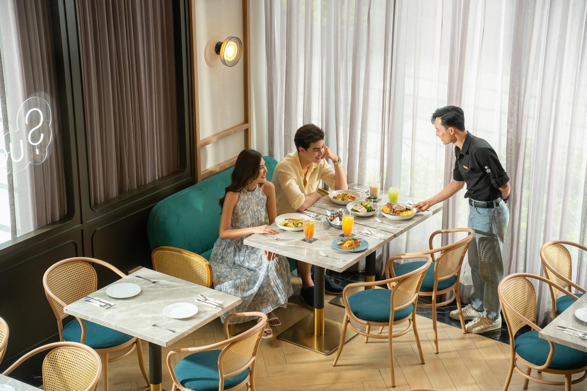 Staybridge Suites Bangkok Thonglor By Ihg Bagian luar foto